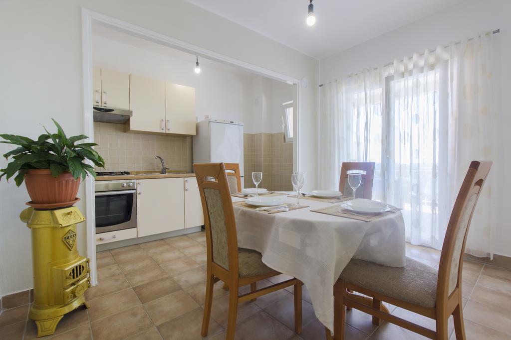 Bulat Sea View Apartments Шибеник Екстер'єр фото