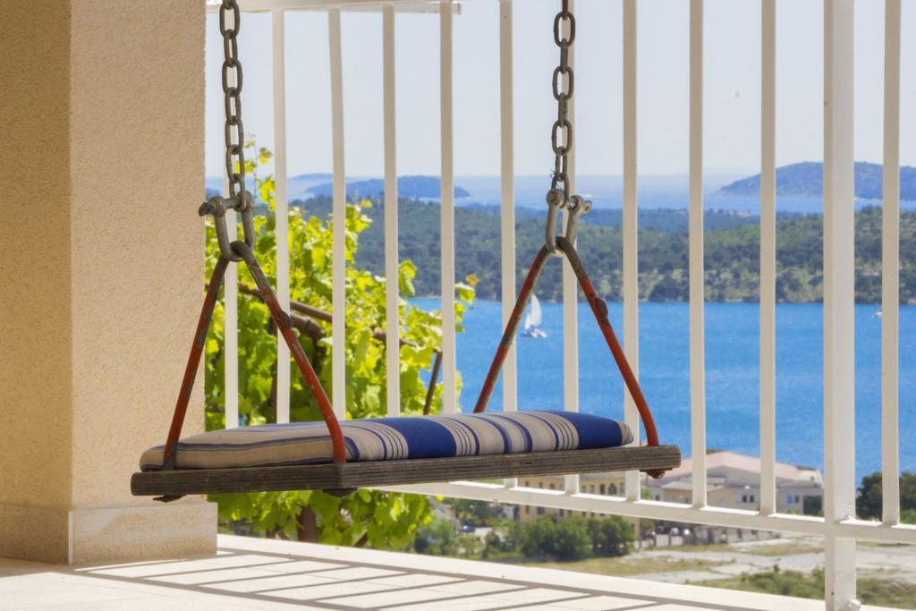Bulat Sea View Apartments Шибеник Екстер'єр фото