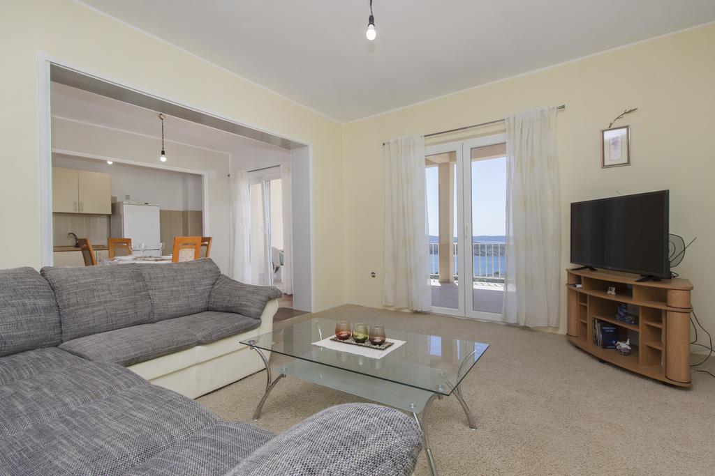 Bulat Sea View Apartments Шибеник Екстер'єр фото
